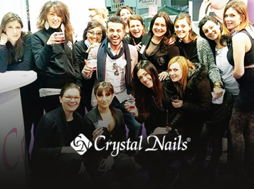 Cosmoprof Bologna 2015: óriási érdeklődés mellett debütáltak a tavasz-nyári Crystal Nails újdonságok Olaszországban